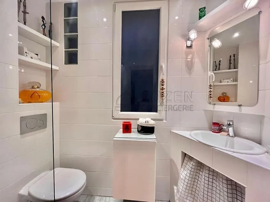 Le Montmartre 18 Apartman *